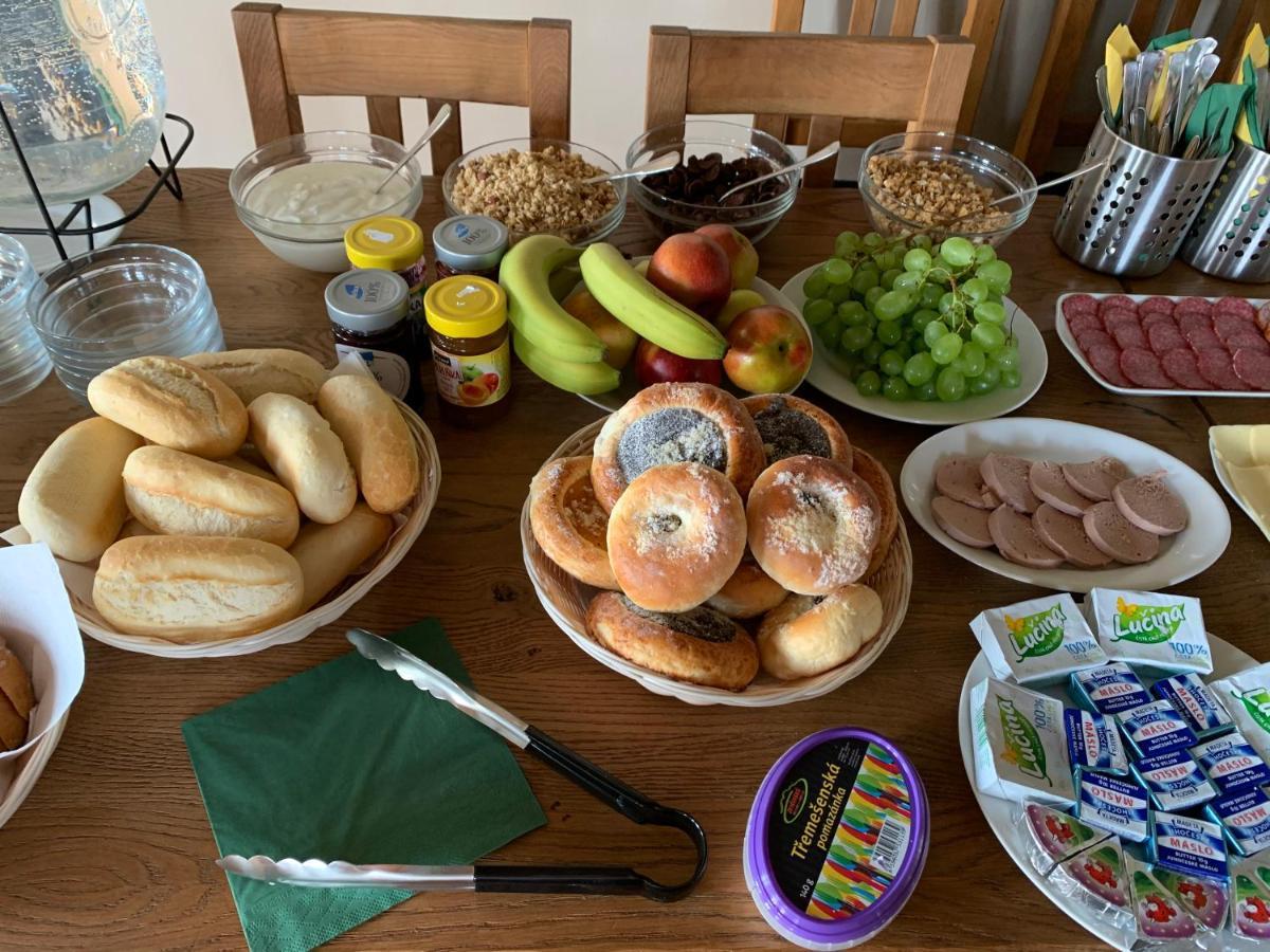 Na Kopecku Ad 1795 - Penzion S Restauraci A Wellness V Podkrkonosi Dvůr Králové nad Labem Екстериор снимка