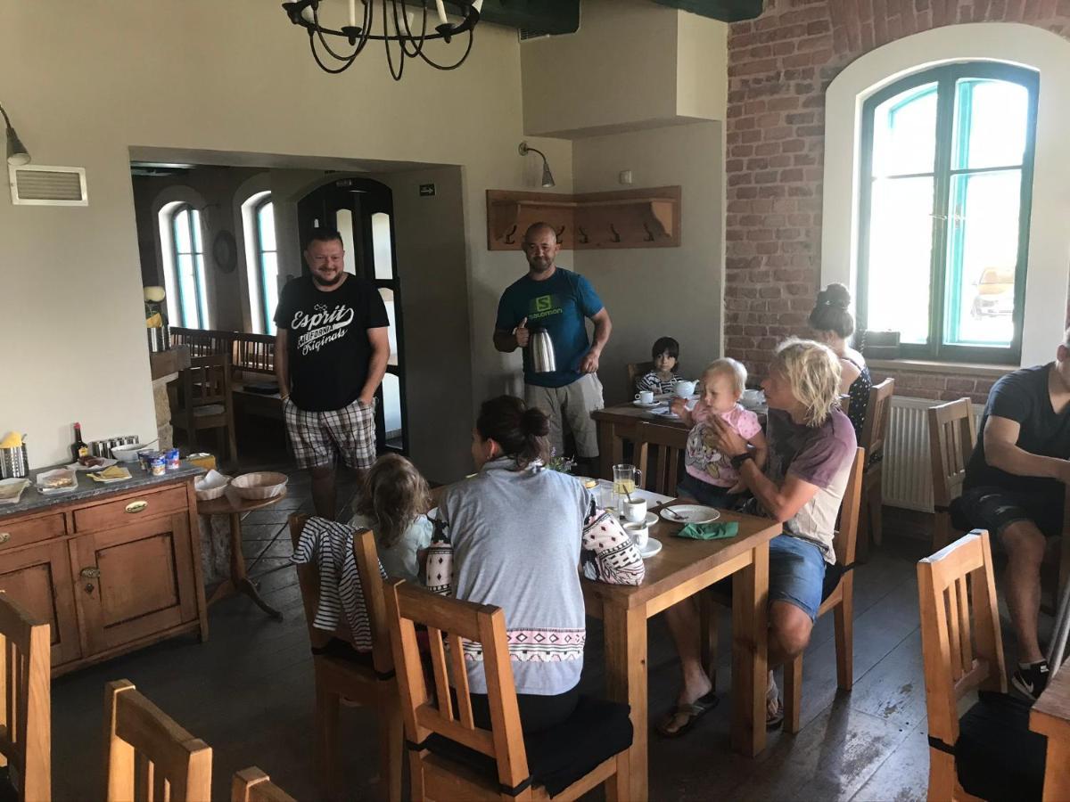 Na Kopecku Ad 1795 - Penzion S Restauraci A Wellness V Podkrkonosi Dvůr Králové nad Labem Екстериор снимка