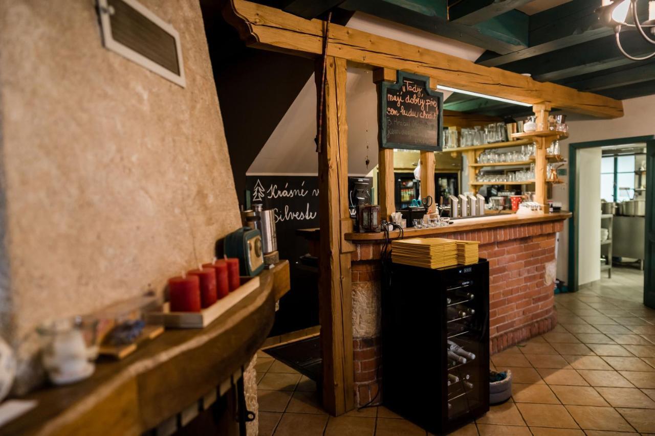 Na Kopecku Ad 1795 - Penzion S Restauraci A Wellness V Podkrkonosi Dvůr Králové nad Labem Екстериор снимка