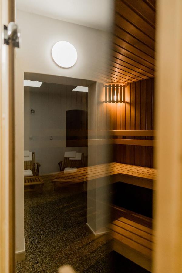 Na Kopecku Ad 1795 - Penzion S Restauraci A Wellness V Podkrkonosi Dvůr Králové nad Labem Екстериор снимка